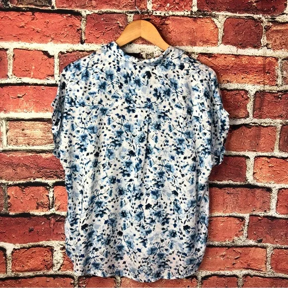 Lucky Brand indigo watercolor button down top - Picture 7 of 9